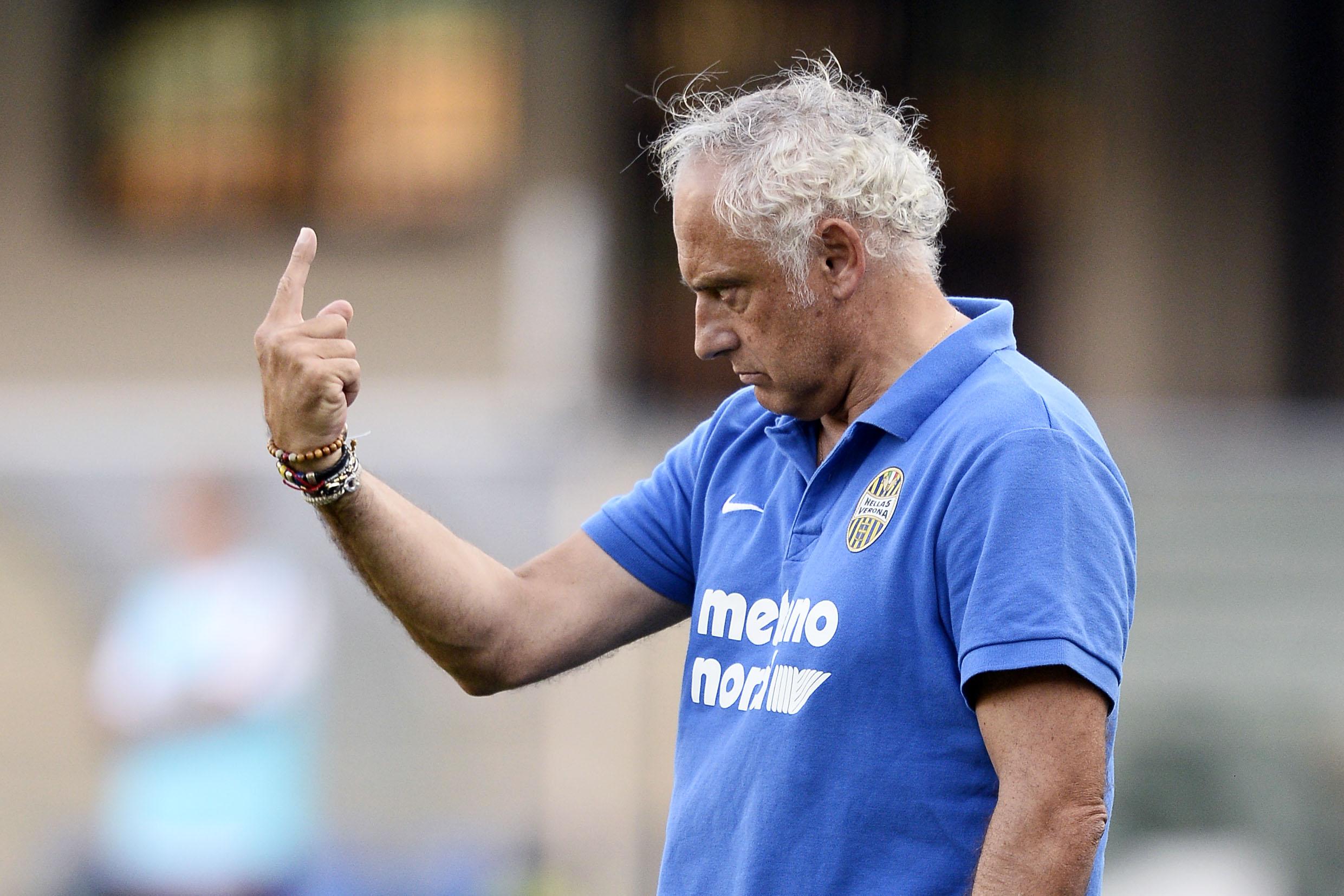 Verona-Lazio, i convocati di Mandorlini: scaligeri spuntati 21 mandorlini indicazioni verona agosto 2015 ifa