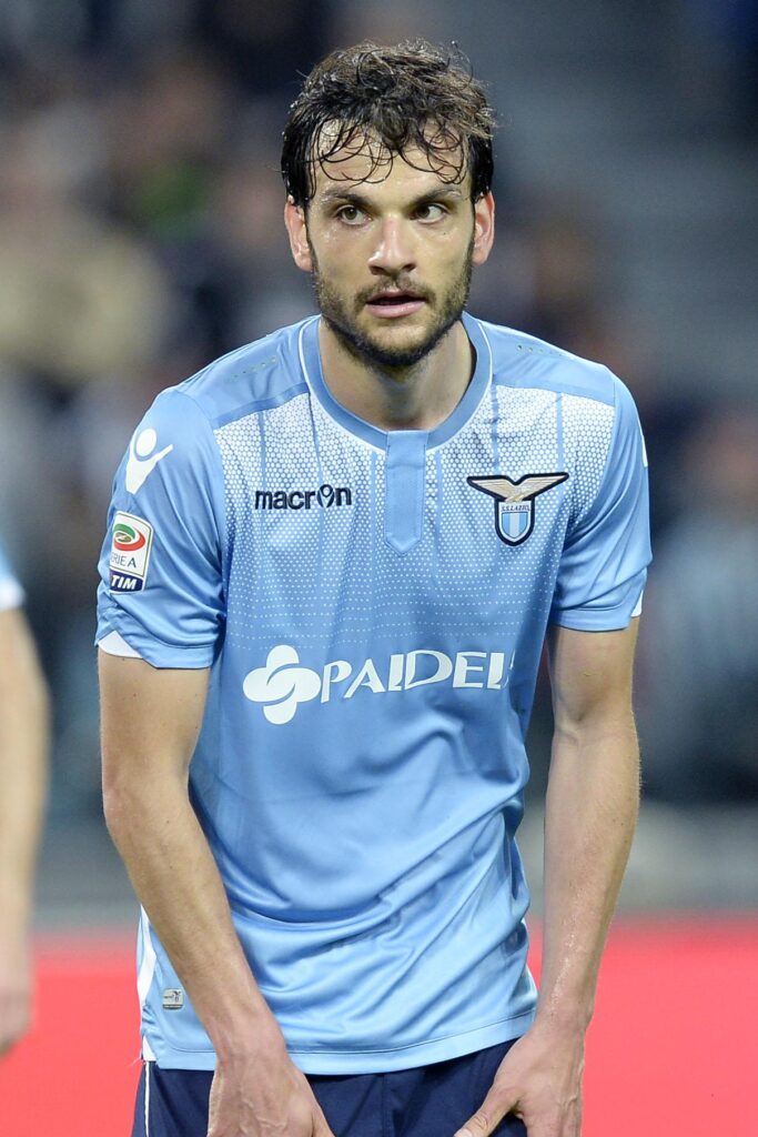 Parolo: "Oggi contano i tre punti, serve spirito di squadra" 1 parolo lazio aprile 2016 ifa