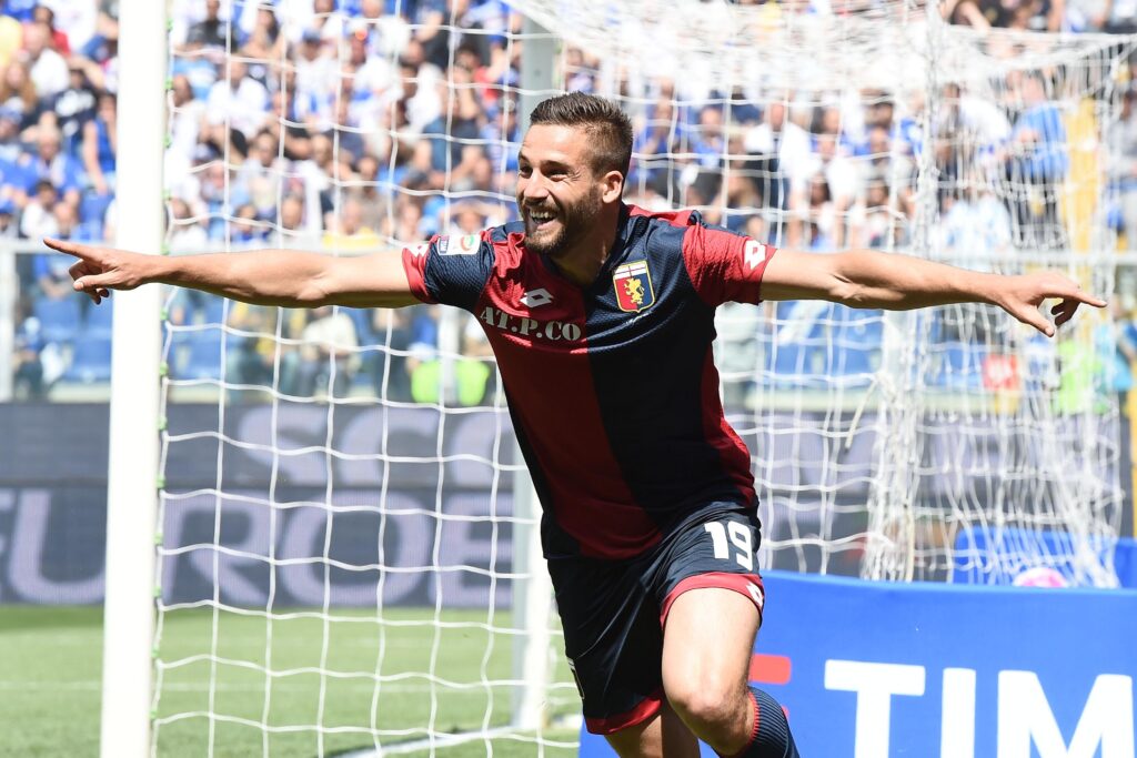 Pavoletti: «Sono fiero di vestire la maglia del Genoa, ma in futuro... » 1 pavoletti esulta genoa maggio 2016 ifa