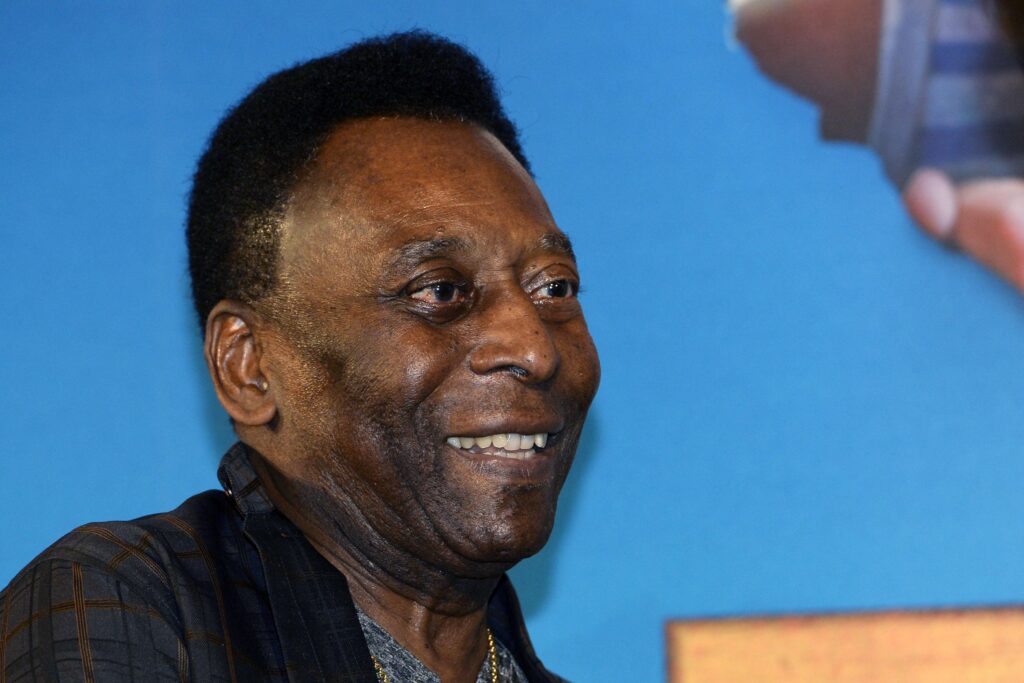 Anche il brasiliano Pelè si è vaccinato contro il Covid-19 1 Pelé