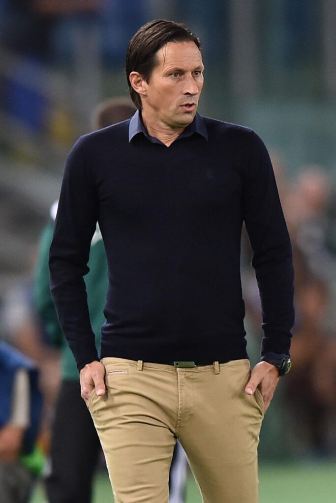 Schmidt all. Leverkusen, cinque turni di squalifica per non aver lasciato il campo dopo l'espulsione 1 schmidt bayer leverkusen champions league agosto 2015 ifa