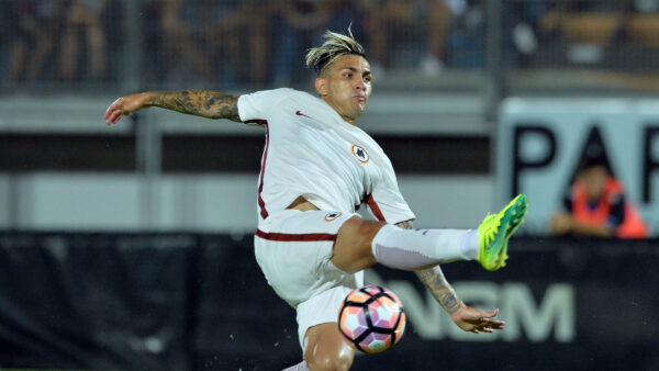 paredes roma away azione agosto 2016 ifa