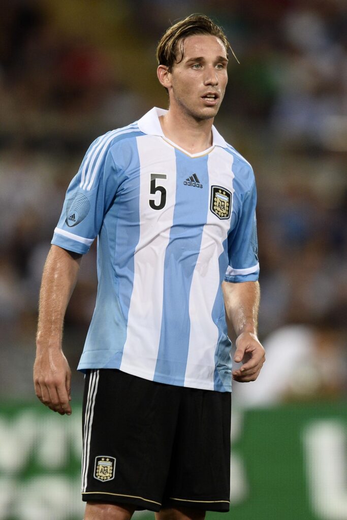 Biglia: "Mi ispiro a Redondo e Pirlo. Fino a giugno darò il massimo per conquistare il Mondiale" 1 biglia argentina 2013 ifa