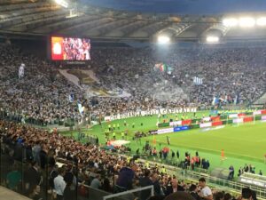 curva nord tim cup finale juventus lazio 2