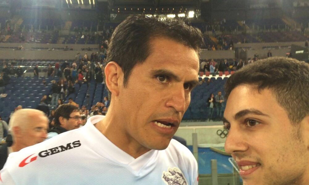 Sfida a centrocampo: González e la dura lotta per brillare tra giganti come Ledesma e Matuzalem.