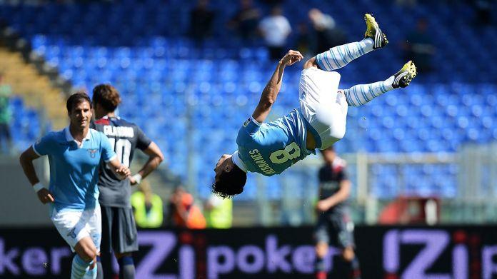 hernanes-casa-lazio-2013-capriola-ifa hernanes