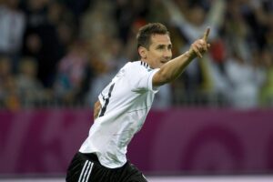 Klose, stasera l’esordio in Confederations Cup come collaboratore di Loew
