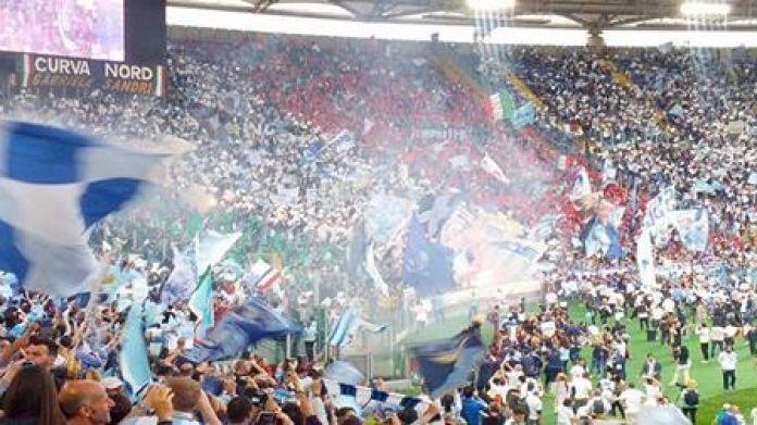 curva lutto