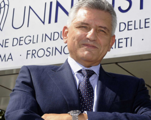 Frosinone, Stirpe: «Dobbiamo essere realisti, si giocherà quando sarà sicuro per tutti»