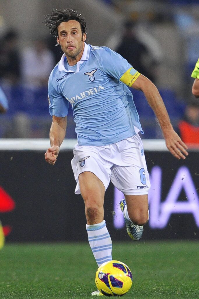 RELIVE 2013 - Calcioscommesse: rischio deferimento per Mauri e la Lazio 1 mauri lazio casa 2012 ifa