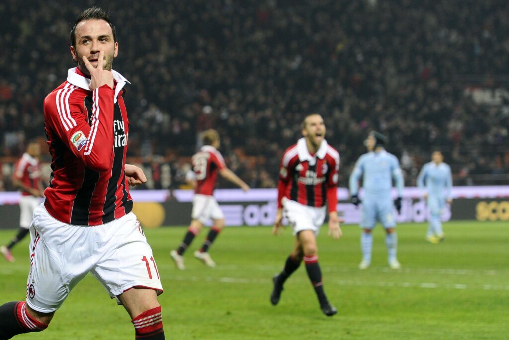 Mercato Lazio: per l'attacco in arrivo uno tra Pazzini e Quagliarella. Djordjevic a giugno 1 pazzini milan esulta casa 2013 ifa