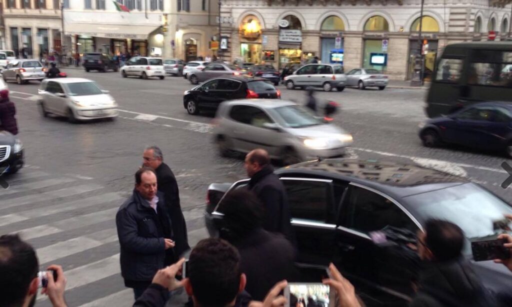 Barriera Curva, ecco il comunicato: "Dovrà aumentare il dialogo tra le società e i tifosi" - FOTO 1 lotito prefettura