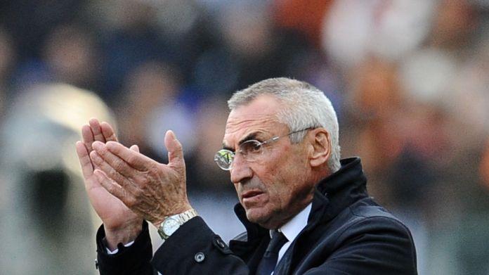 reja-applaude-lazio-febbraio-2014-ifa reja