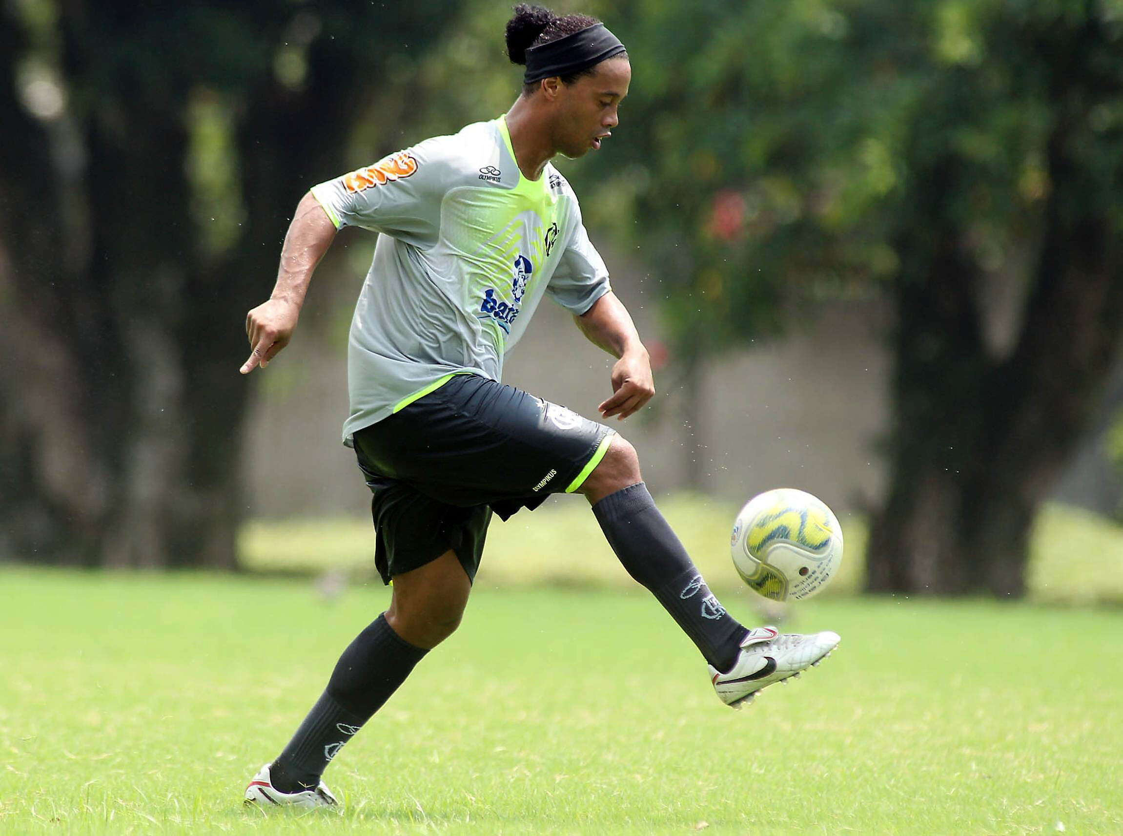 ronaldinho ifa