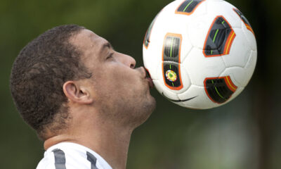 ronaldofenomeno ifa scaled e1664381355110