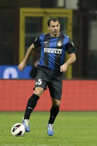 stankovic 2 inter casa 2013 ifa