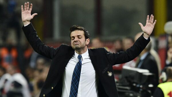 stramaccioni andrea inter 2013 braccia allargate ifa