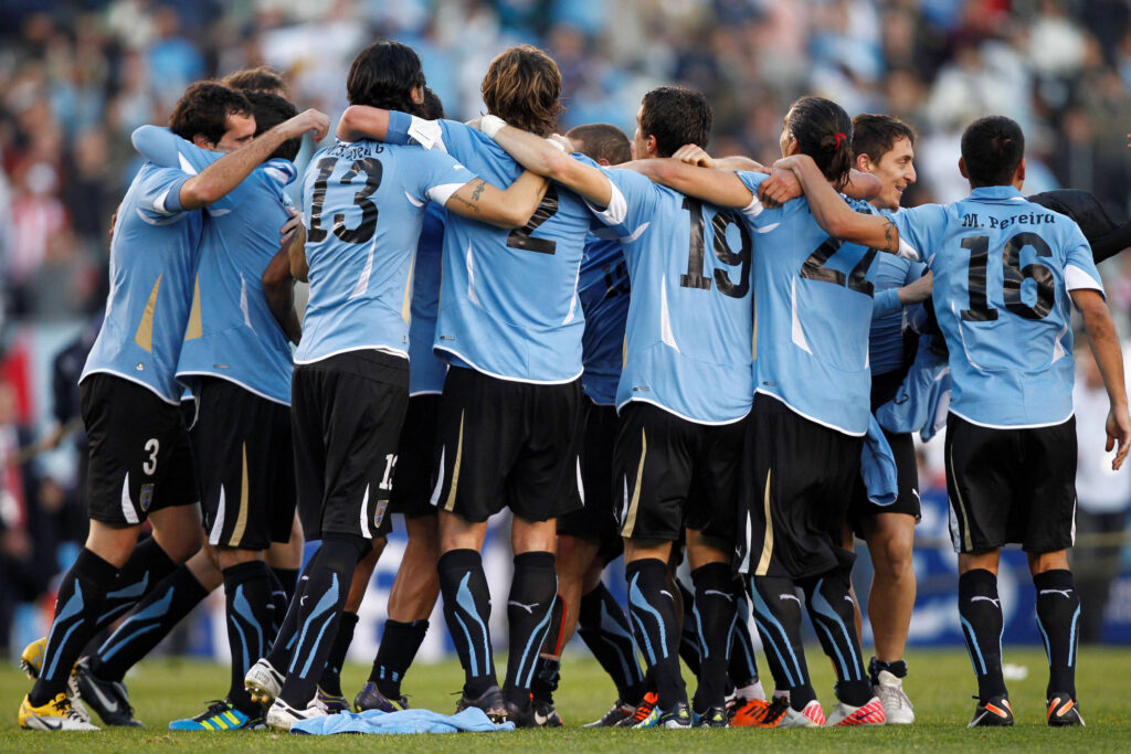 Lazio-Fiorentina, duello di mercato: nel mirino Guruceaga 1 uruguay esultanza ifa