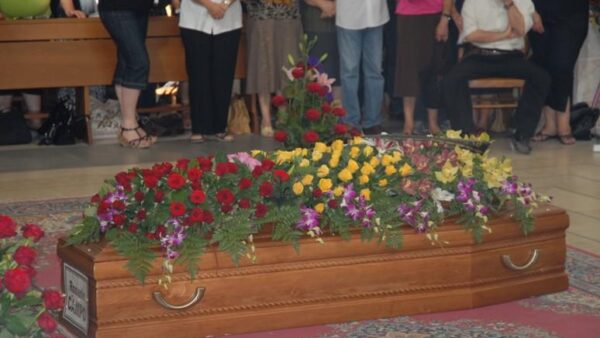 funerale morto